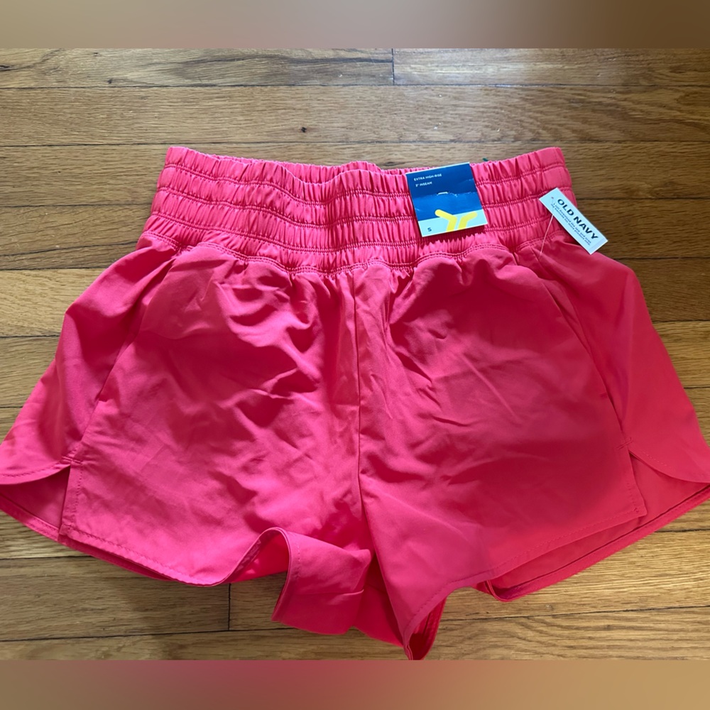 Red Extra High-Waisted Run Shorts Old Navy 3-inch inseam